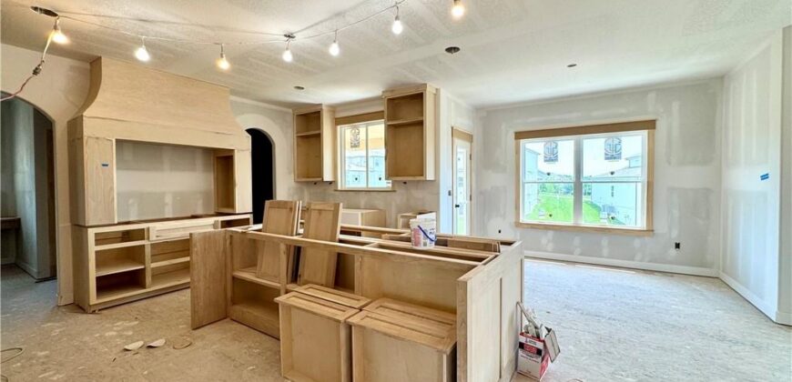 8211 NW 90TH Terrace, Kansas City, MO 64153