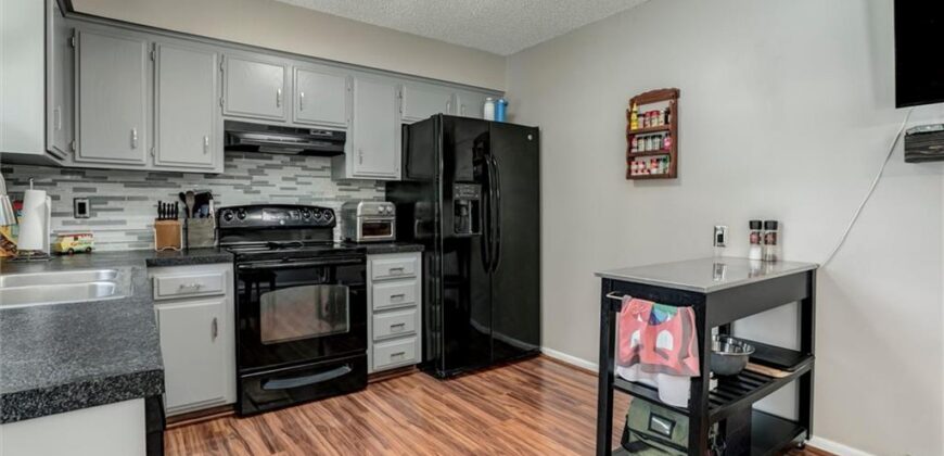 7021 NW Wheaton Avenue, Kansas City, MO 64152