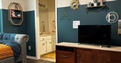 606 Harborview Drive, Smithville, MO 64089