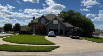 10816 NW Mattox Court, Kansas City, MO 64154