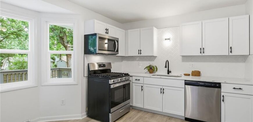1530 NW 67TH Street, Kansas City, MO 64118
