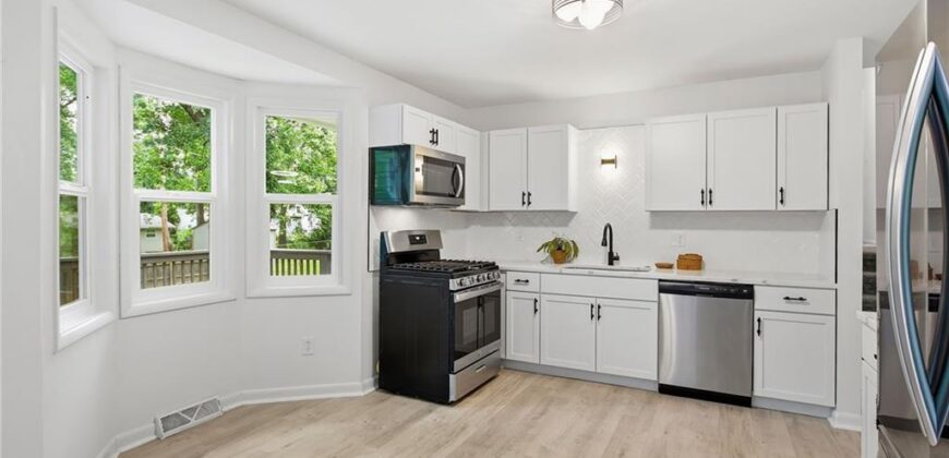1530 NW 67TH Street, Kansas City, MO 64118