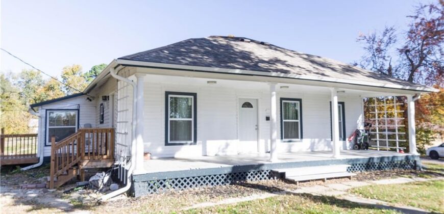 4540 NE 38th Street, Kansas City, MO 64117