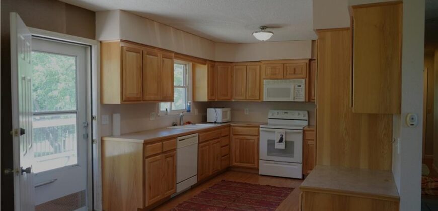 14701 Tillman Road, Smithville, MO 64089