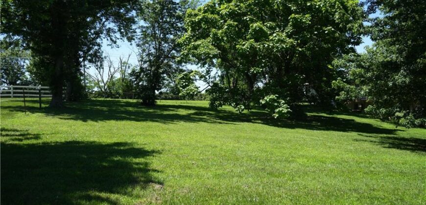 14701 Tillman Road, Smithville, MO 64089