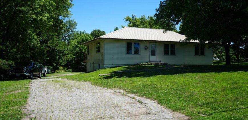 14701 Tillman Road, Smithville, MO 64089