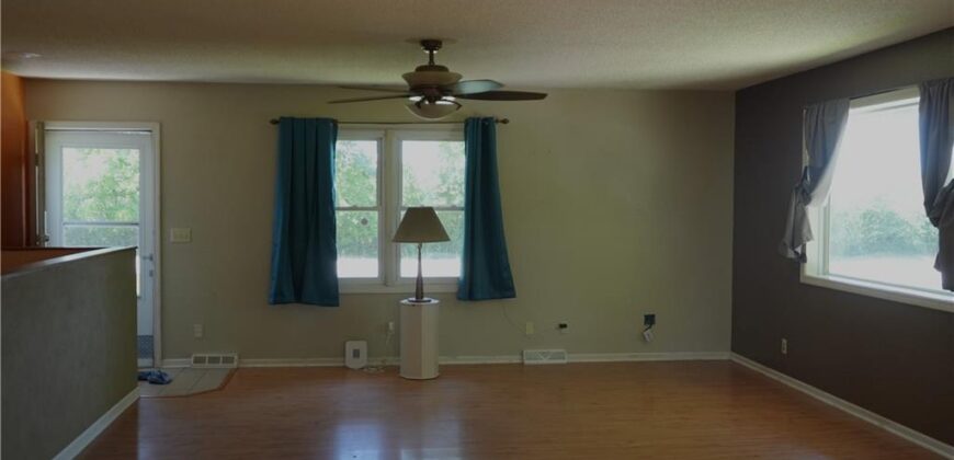 14701 Tillman Road, Smithville, MO 64089