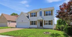 8547 N Robinhood Avenue, Kansas City, MO 64154