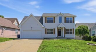 8547 N Robinhood Avenue, Kansas City, MO 64154