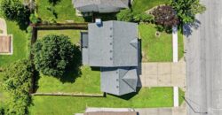 8547 N Robinhood Avenue, Kansas City, MO 64154