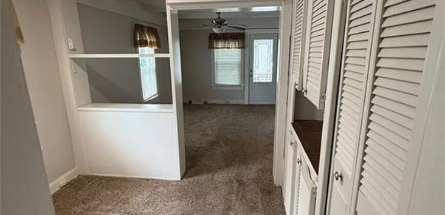1219 E 24 Avenue, North Kansas City, MO 64116