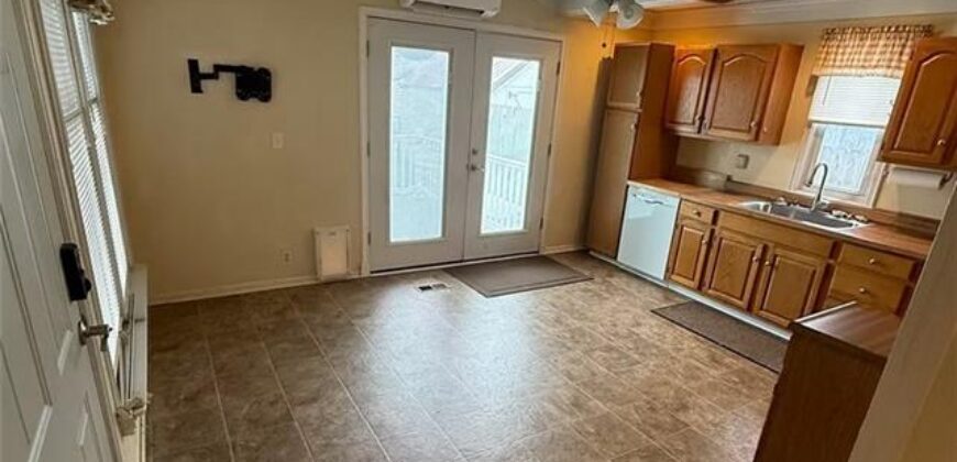1219 E 24 Avenue, North Kansas City, MO 64116
