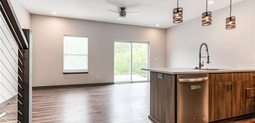 7605 N Mercier Court, Kansas City, MO 64118