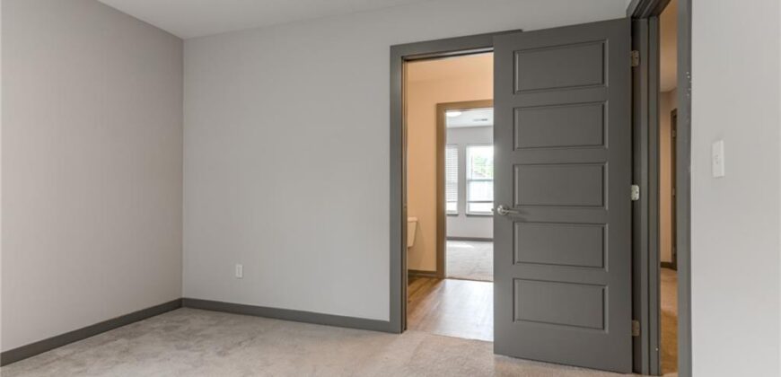 7605 N Mercier Court, Kansas City, MO 64118
