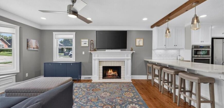 606 Camelot Drive, Liberty, MO 64068