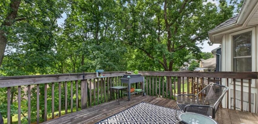 606 Camelot Drive, Liberty, MO 64068