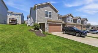 7370 Griffey Street, Parkville, MO 64152