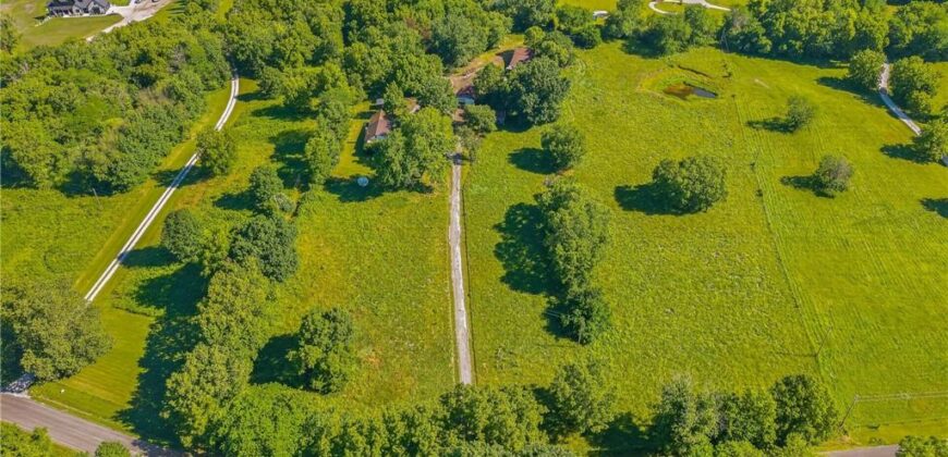 13424 Henson Road, Holt, MO 64048