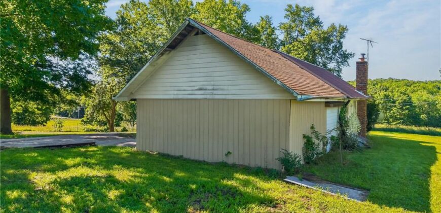 13424 Henson Road, Holt, MO 64048