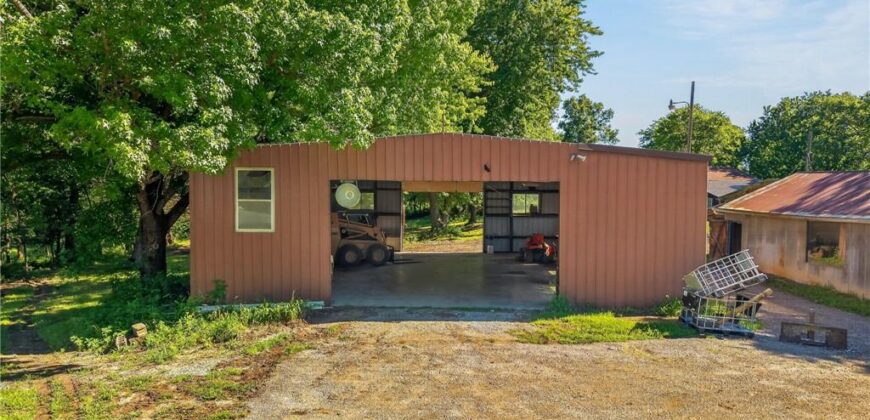 13424 Henson Road, Holt, MO 64048