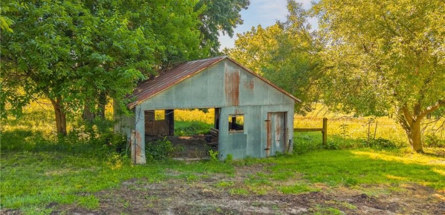 13424 Henson Road, Holt, MO 64048