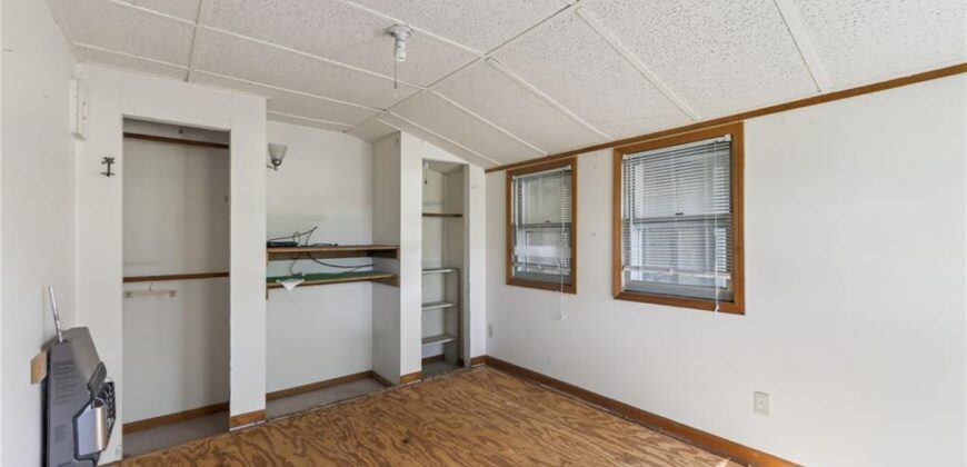 13424 Henson Road, Holt, MO 64048
