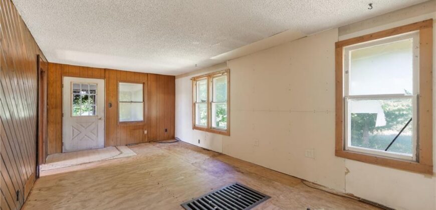13424 Henson Road, Holt, MO 64048