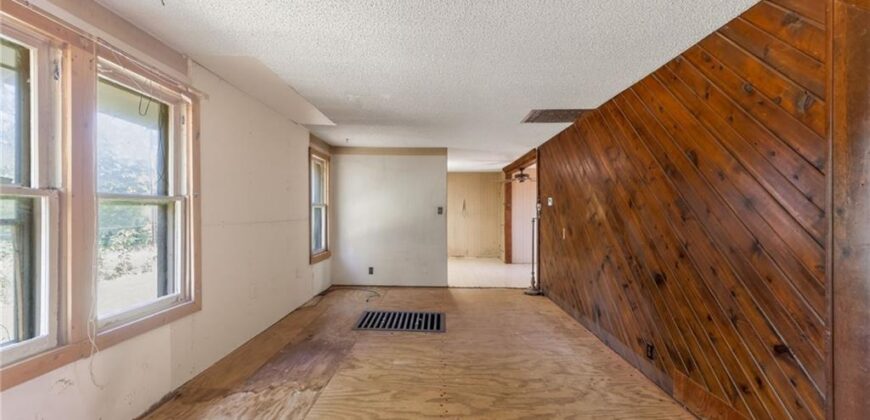 13424 Henson Road, Holt, MO 64048