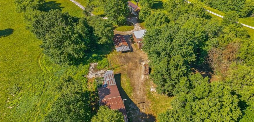 13424 Henson Road, Holt, MO 64048