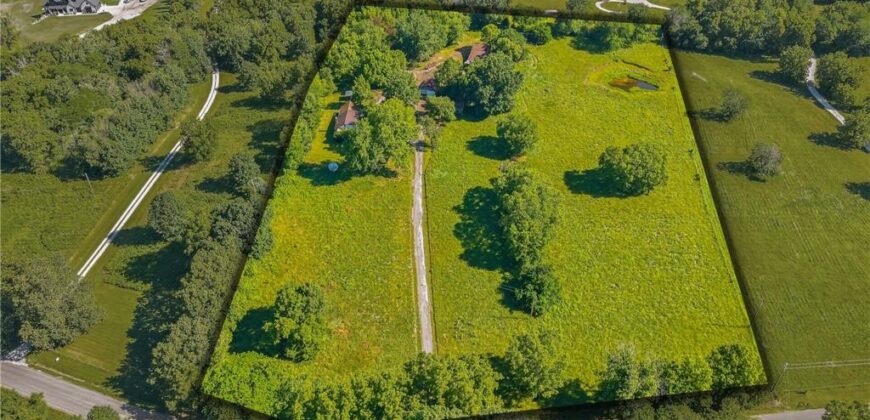 13424 Henson Road, Holt, MO 64048
