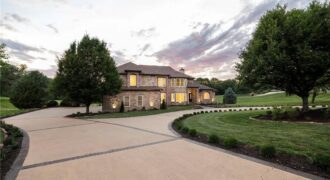 15614 Quail Ridge Drive, Smithville, MO 64089