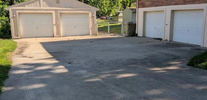712 NE 113 Terrace, Kansas City, MO 64155