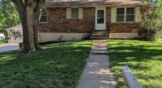 712 NE 113 Terrace, Kansas City, MO 64155