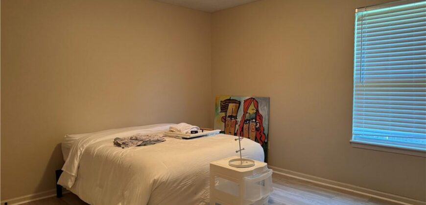 8308 NE 116th Street, Kansas City, MO 64157