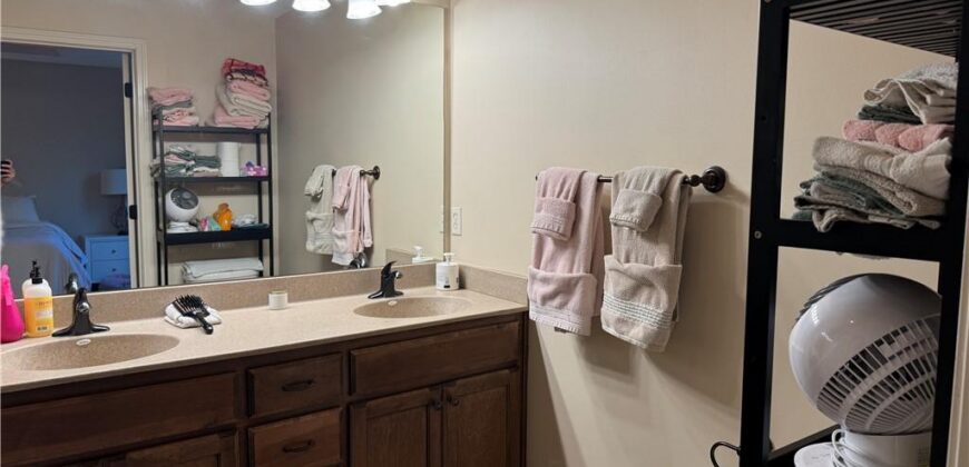 8308 NE 116th Street, Kansas City, MO 64157