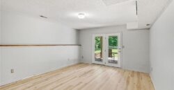 1409 NW 63rd Street, Kansas City, MO 64118