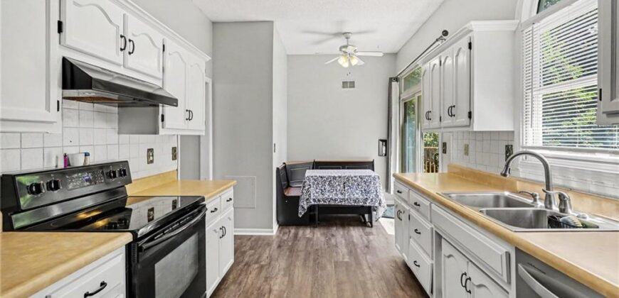 1409 NW 63rd Street, Kansas City, MO 64118