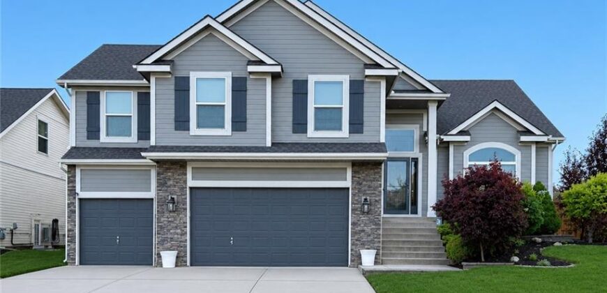 10004 N Donnelly Avenue, Kansas City, MO 64157