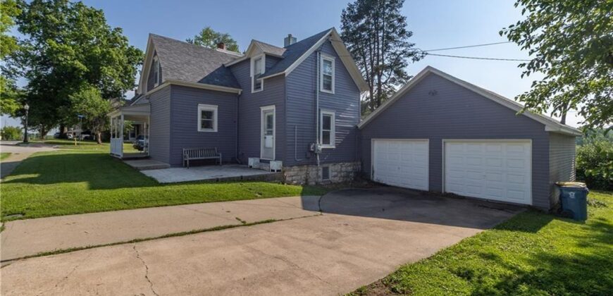 128 E Brown Street, Liberty, MO 64068