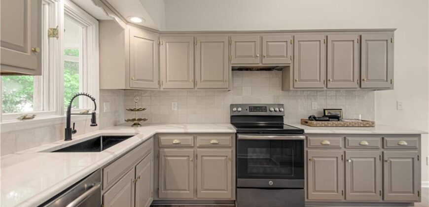 8612 N Harrison Street, Kansas City, MO 64155