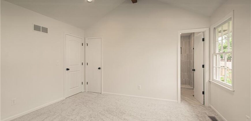 8612 N Harrison Street, Kansas City, MO 64155