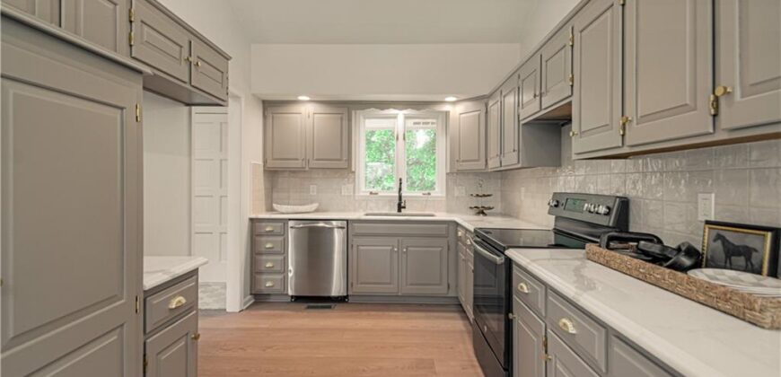 8612 N Harrison Street, Kansas City, MO 64155
