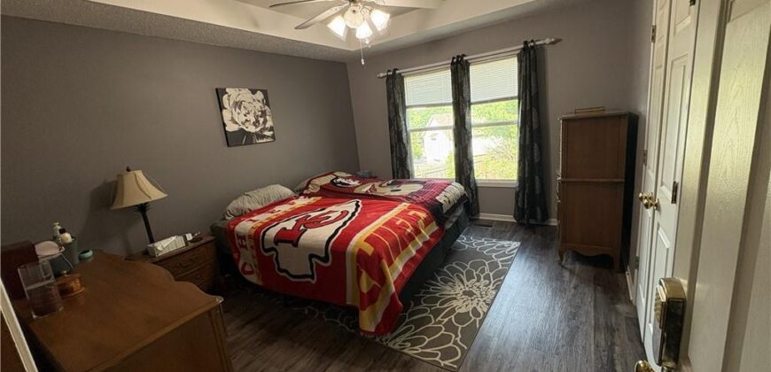 7933 N WYOMING Court, Kansas City, MO 64118