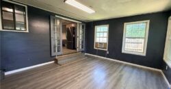 3521 N College Street, Kansas City, MO 64117