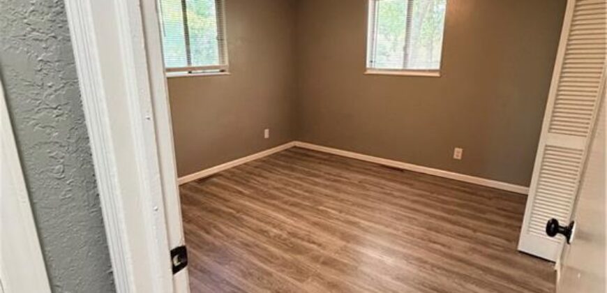 3521 N College Street, Kansas City, MO 64117