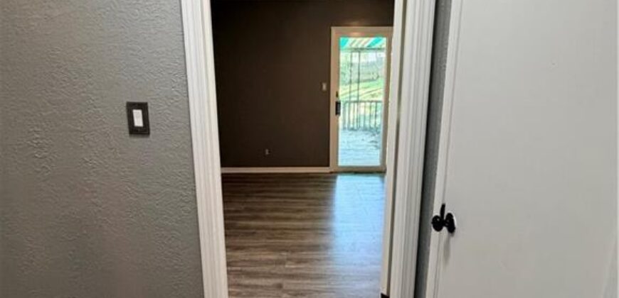 3521 N College Street, Kansas City, MO 64117