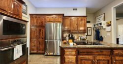 10202 NW RIVER HILLS Drive, Parkville, MO 64152