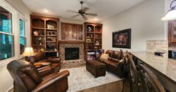 10202 NW RIVER HILLS Drive, Parkville, MO 64152