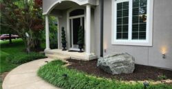 10202 NW RIVER HILLS Drive, Parkville, MO 64152