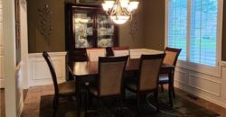 10202 NW RIVER HILLS Drive, Parkville, MO 64152